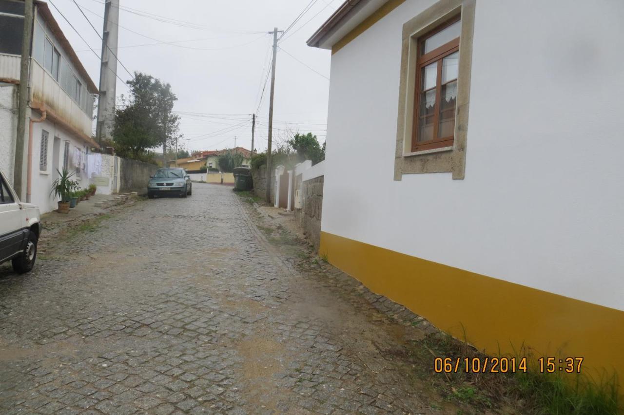 Casa da Avó, campo praia a 2 kms do mar Espinho (Aveiro) Exterior foto